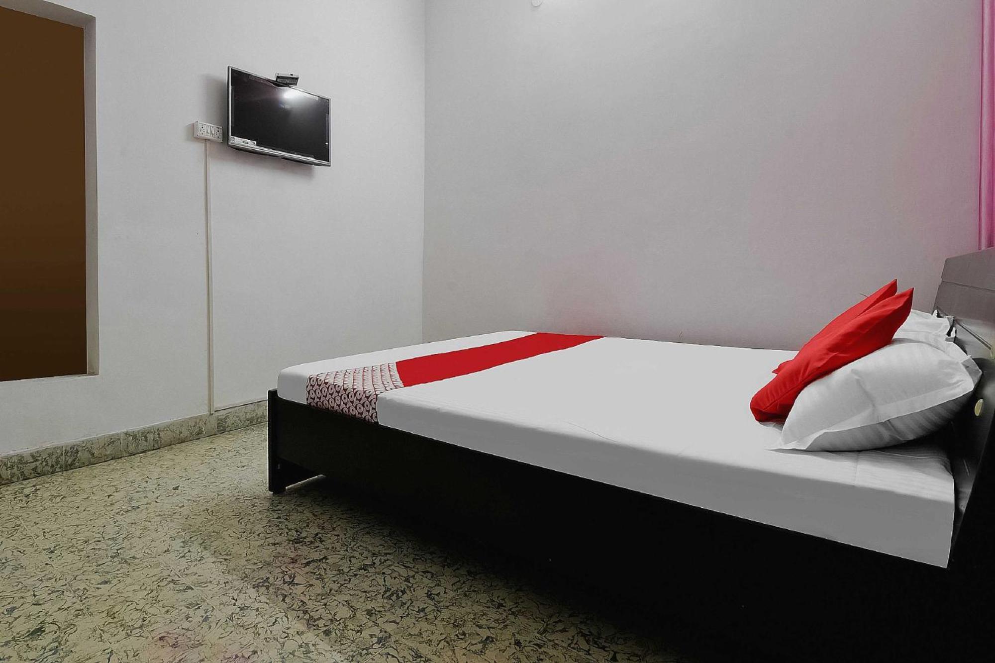 Oyo Flagship Aashirvaad Green'S Guest House Patna  Extérieur photo