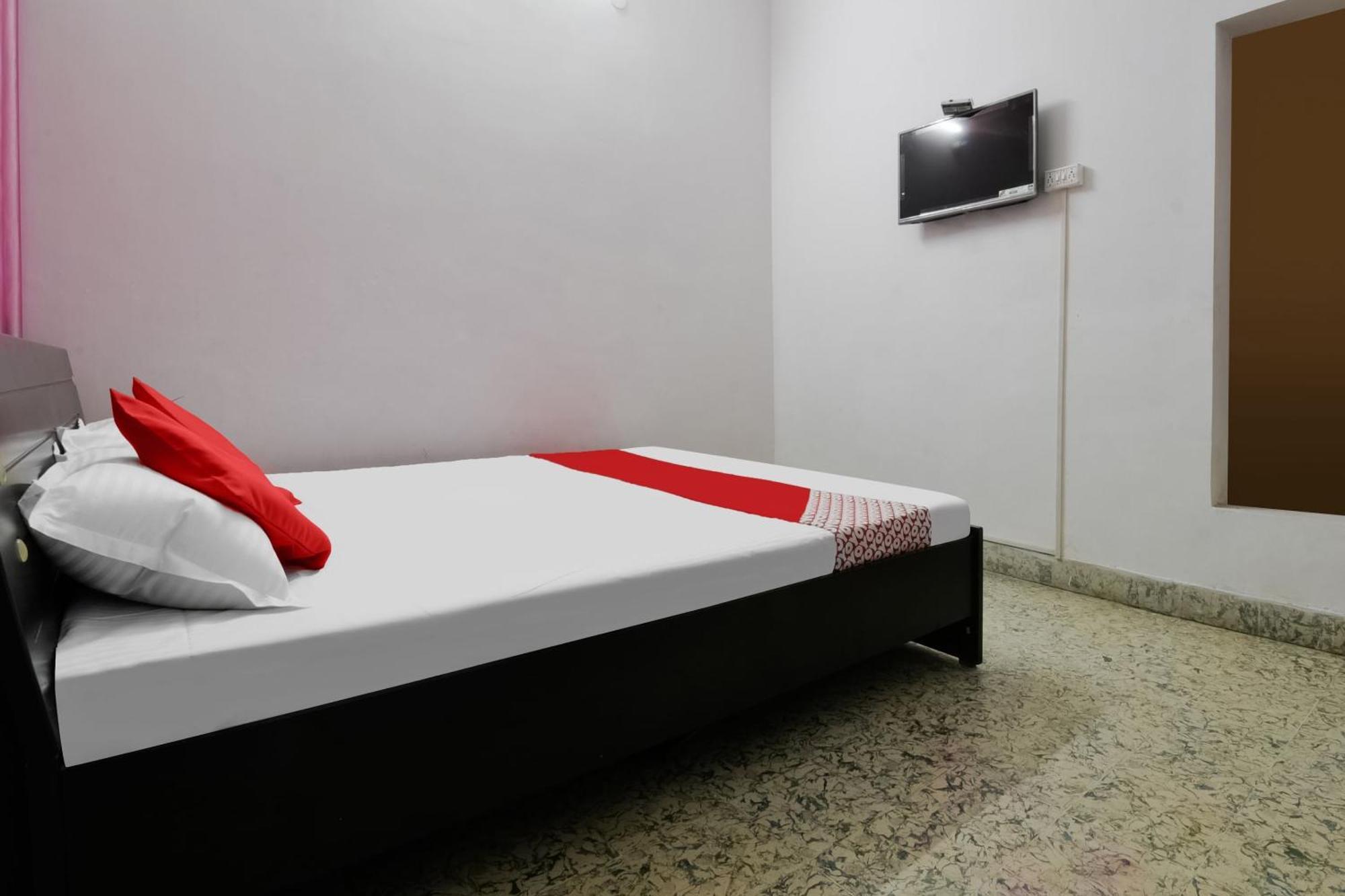 Oyo Flagship Aashirvaad Green'S Guest House Patna  Extérieur photo